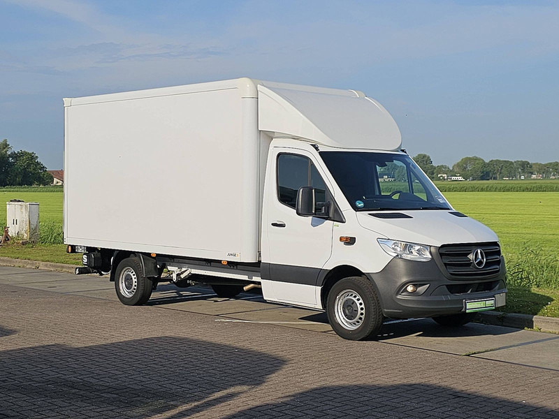 Mercedes-Benz Sprinter 317 Bakwagen Laadklep! - Koffer Transporter: das Bild 5 Mercedes-Benz Sprinter 317 Bakwagen Laadklep! - Koffer Transporter: das Bild 5