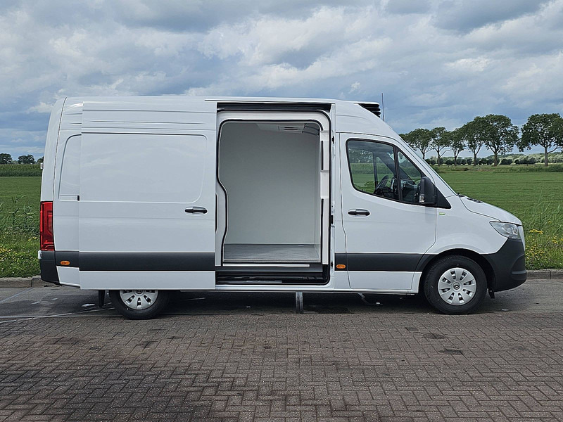 Kühltransporter Mercedes-Benz Sprinter 317 L2H2 Koelwagen D/N!: das Bild 12