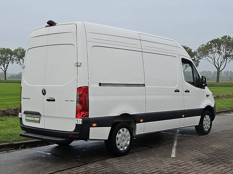 Mercedes-Benz Sprinter 317 L2H2 LED Mbux Autom! - Kastenwagen: das Bild 3 Mercedes-Benz Sprinter 317 L2H2 LED Mbux Autom! - Kastenwagen: das Bild 3