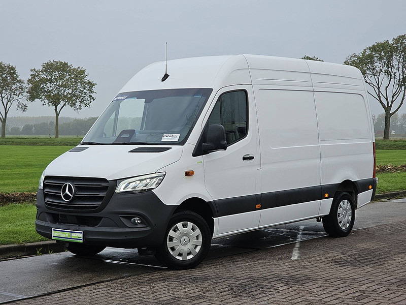 Mercedes-Benz Sprinter 317 L2H2 LED Mbux Autom! - Kastenwagen: das Bild 2 Mercedes-Benz Sprinter 317 L2H2 LED Mbux Autom! - Kastenwagen: das Bild 2