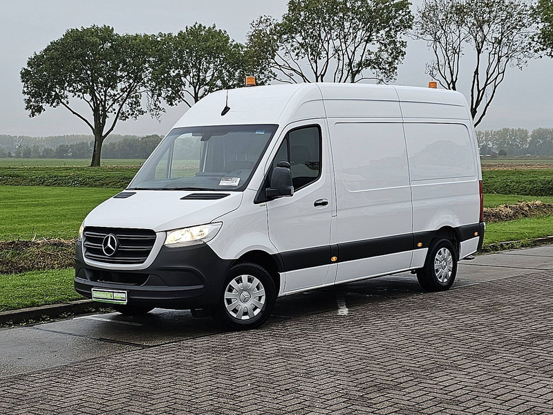 Mercedes-Benz Sprinter 317 ac automaat EURO6 - Kastenwagen: das Bild 2 Mercedes-Benz Sprinter 317 ac automaat EURO6 - Kastenwagen: das Bild 2