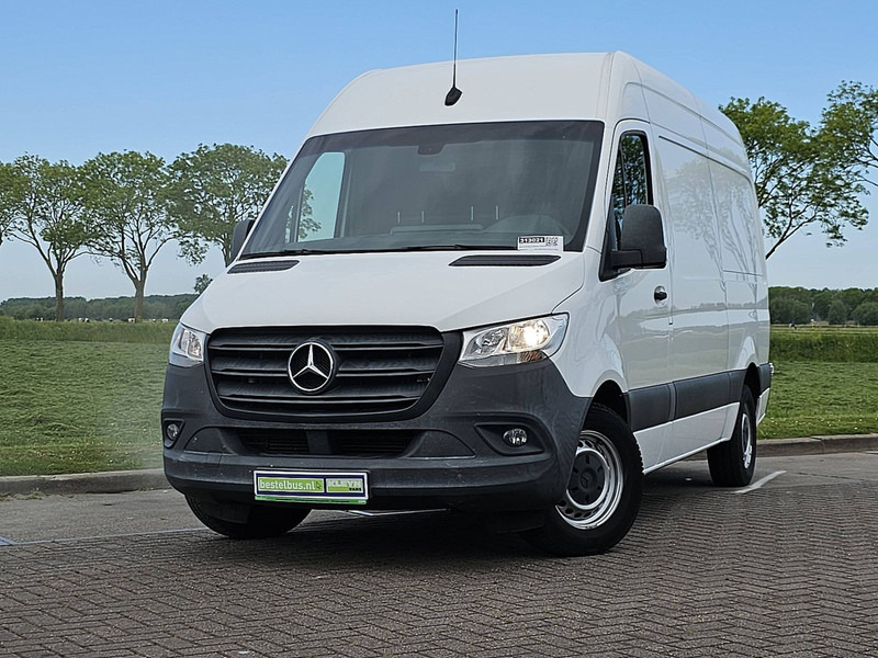 Mercedes-Benz Sprinter 319 3.0 V6 3.5T-Trekhaak - Kastenwagen: das Bild 1 Mercedes-Benz Sprinter 319 3.0 V6 3.5T-Trekhaak - Kastenwagen: das Bild 1