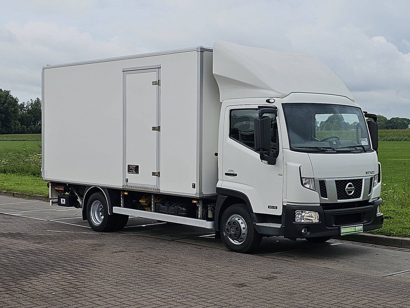 Nissan NT500 ac 3.0 EURO6 - Koffer Transporter: das Bild 5 Nissan NT500 ac 3.0 EURO6 - Koffer Transporter: das Bild 5