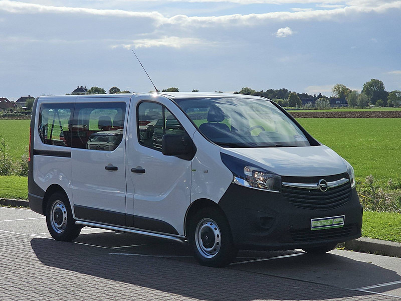 Opel Vivaro 1.6 L1 Combi 9p Airco - Kleinbus, Personentransporter: das Bild 5 Opel Vivaro 1.6 L1 Combi 9p Airco - Kleinbus, Personentransporter: das Bild 5