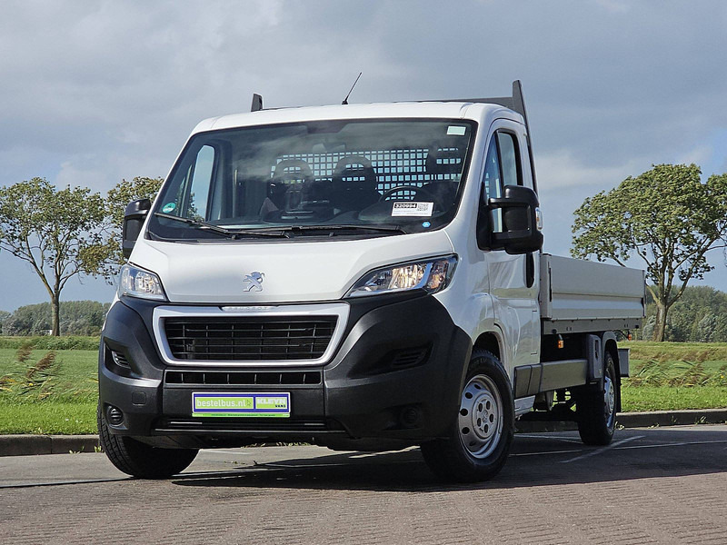 Peugeot Boxer 2.0 L4 Open Laadbak AC - Pritsche Transporter: das Bild 1 Peugeot Boxer 2.0 L4 Open Laadbak AC - Pritsche Transporter: das Bild 1