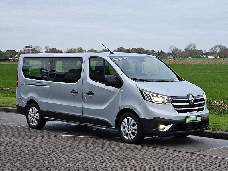 Renault Trafic 2.0 DCI ac aut. 8 pers EURO6 - Kleinbus, Personentransporter: das Bild 5 Renault Trafic 2.0 DCI ac aut. 8 pers EURO6 - Kleinbus, Personentransporter: das Bild 5
