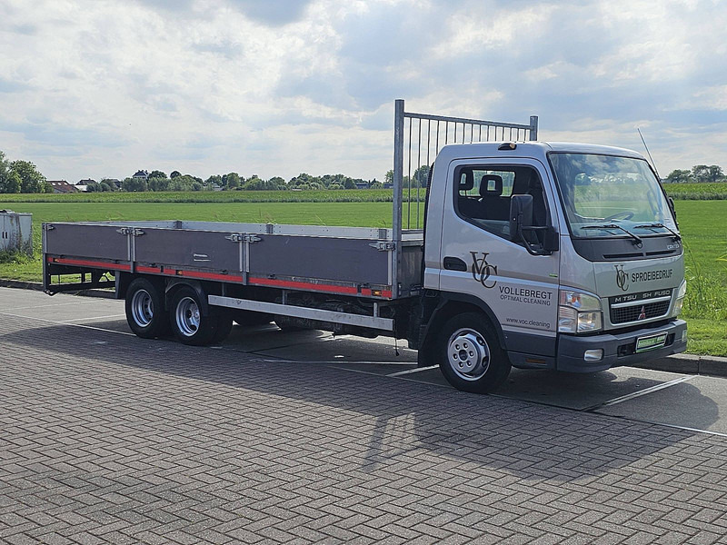 Mitsubishi Canter 3 C - Sattelzugmaschine: das Bild 5 Mitsubishi Canter 3 C - Sattelzugmaschine: das Bild 5