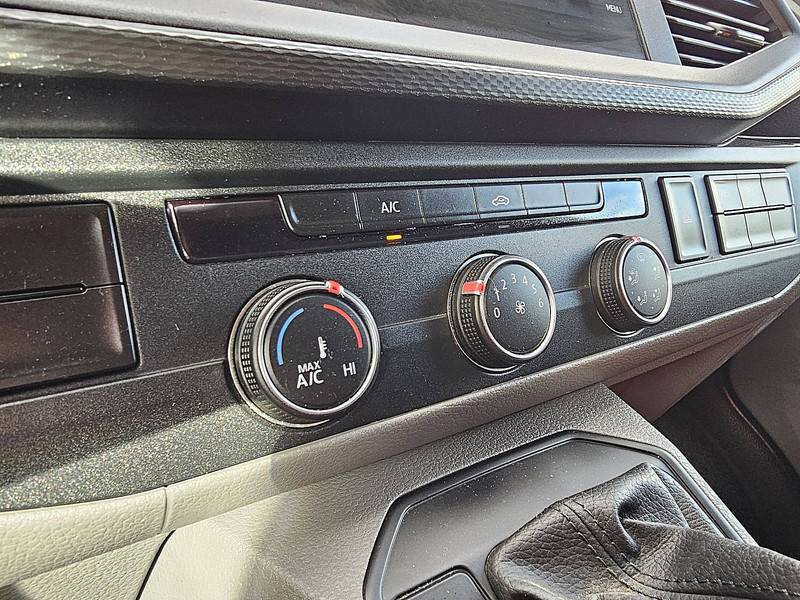 Kleintransporter Volkswagen Transporter 2.0 TDI T6.1 L1H1 150Pk Autm: das Bild 9