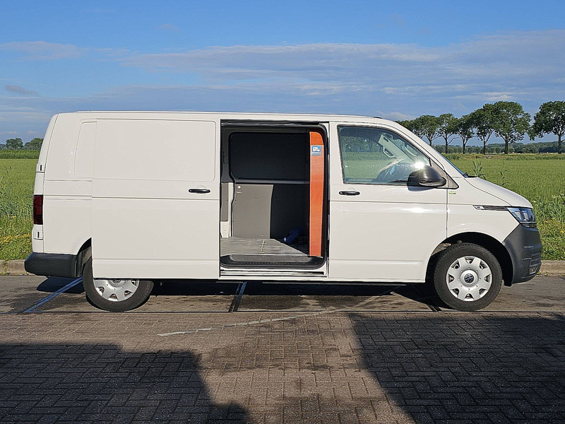 Kleintransporter Volkswagen Transporter 2.0 TDI T6.1 L2H1 Deuren AC!: das Bild 14