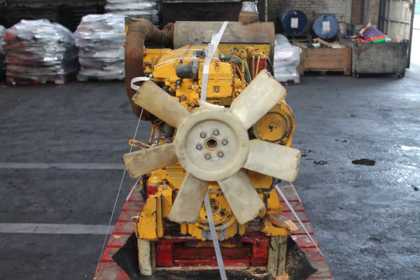 Motor für Baumaschine Komatsu 6 cyl/S6D: das Bild 10