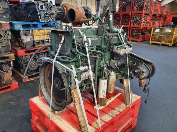 Volvo D7C215 - Motor: das Bild 1 Volvo D7C215 - Motor: das Bild 1