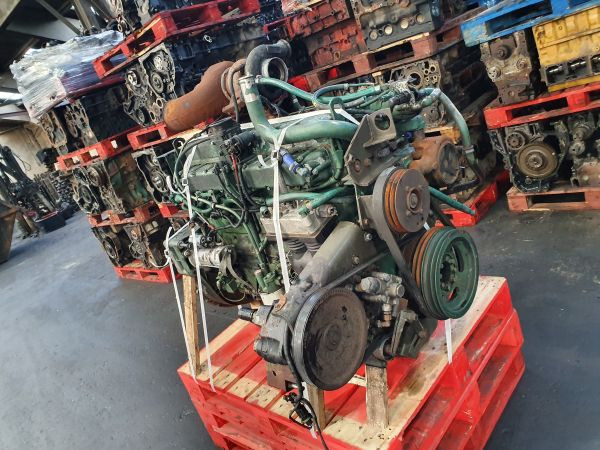 Volvo D7C215 - Motor: das Bild 5 Volvo D7C215 - Motor: das Bild 5