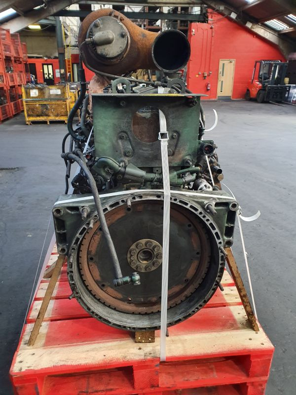 Volvo D7C215 - Motor: das Bild 2 Volvo D7C215 - Motor: das Bild 2