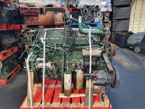 Volvo D7C215 - Motor: das Bild 4 Volvo D7C215 - Motor: das Bild 4