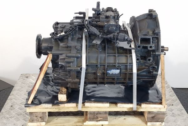 Getriebe ZF 6S1000TO Volvo Spec Gearbox: das Bild 8