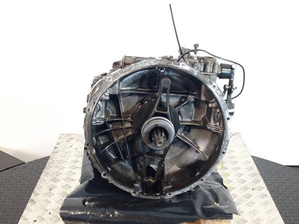 ZF 6S800TO Iveco Spec Gearbox - Getriebe: das Bild 2 ZF 6S800TO Iveco Spec Gearbox - Getriebe: das Bild 2