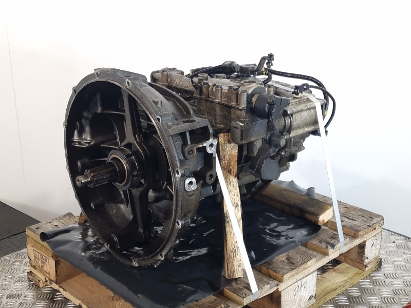 ZF Ecolite 6S800TO Renault Spec Gearbox - Getriebe: das Bild 1 ZF Ecolite 6S800TO Renault Spec Gearbox - Getriebe: das Bild 1