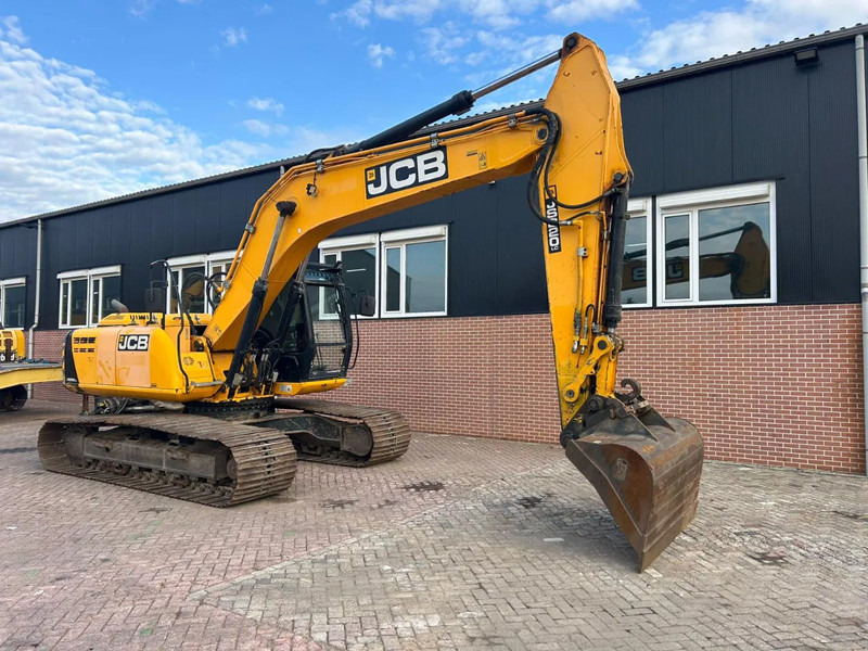 JCB JS220LC - Kettenbagger: das Bild 2 JCB JS220LC - Kettenbagger: das Bild 2