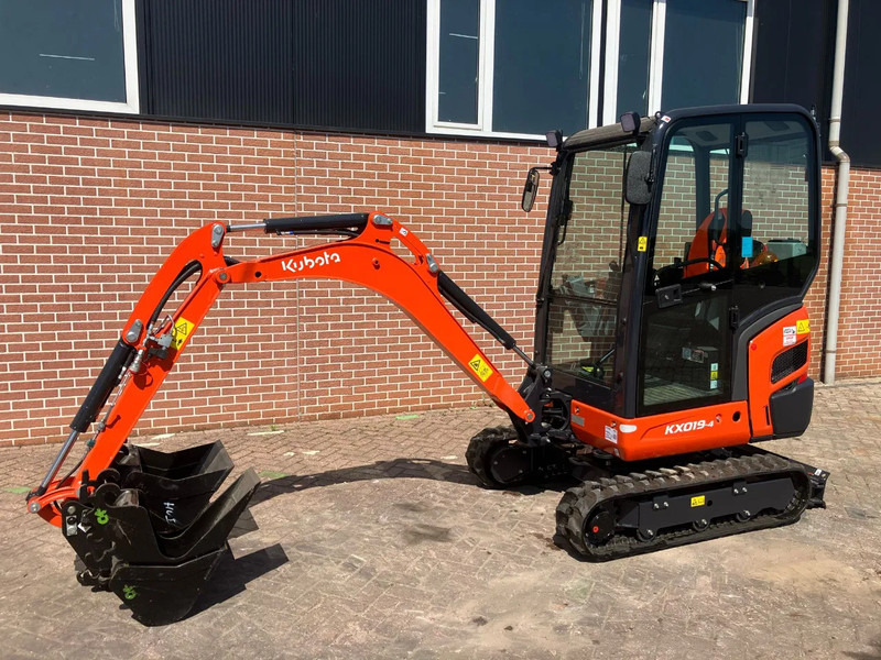 Kubota KX019 4 - Kettenbagger: das Bild 1 Kubota KX019 4 - Kettenbagger: das Bild 1