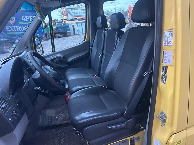 Kastenwagen, Transporter mit Doppelkabine Mercedes-Benz Sprinter 516: das Bild 9 Kastenwagen, Transporter mit Doppelkabine Mercedes-Benz Sprinter 516: das Bild 9