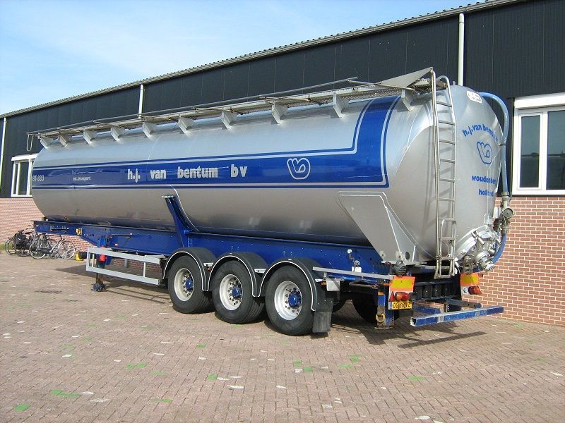 Van Hool 3G2001 - Siloauflieger: das Bild 2 Van Hool 3G2001 - Siloauflieger: das Bild 2
