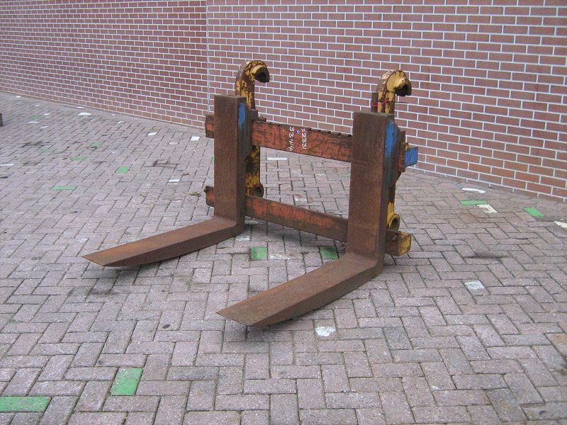 Volvo Forks L150-L180 - Gabel für Baumaschine: das Bild 1 Volvo Forks L150-L180 - Gabel für Baumaschine: das Bild 1