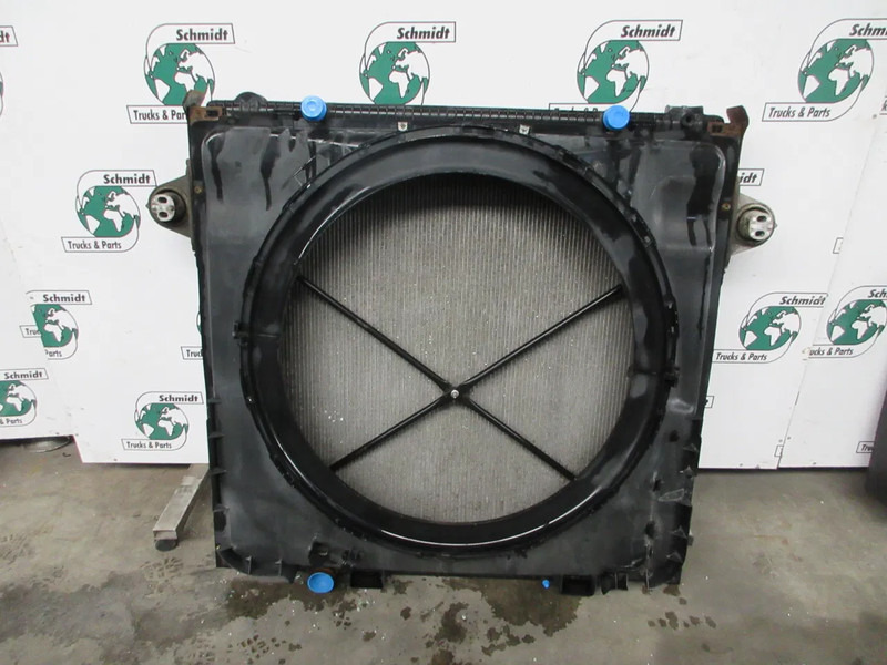 DAF 1940146 / 2204691 / 2015914 / 1978788 RADIATEUR DAF XF EURO 6 - Kühler für LKW: das Bild 4 DAF 1940146 / 2204691 / 2015914 / 1978788 RADIATEUR DAF XF EURO 6 - Kühler für LKW: das Bild 4