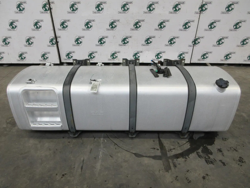 DAF 1944800 DIESELTANK DAF XF CF 480 EURO 6 845 LITER MODEL 2020 - Kraftstofftank für LKW: das Bild 5 DAF 1944800 DIESELTANK DAF XF CF 480 EURO 6 845 LITER MODEL 2020 - Kraftstofftank für LKW: das Bild 5