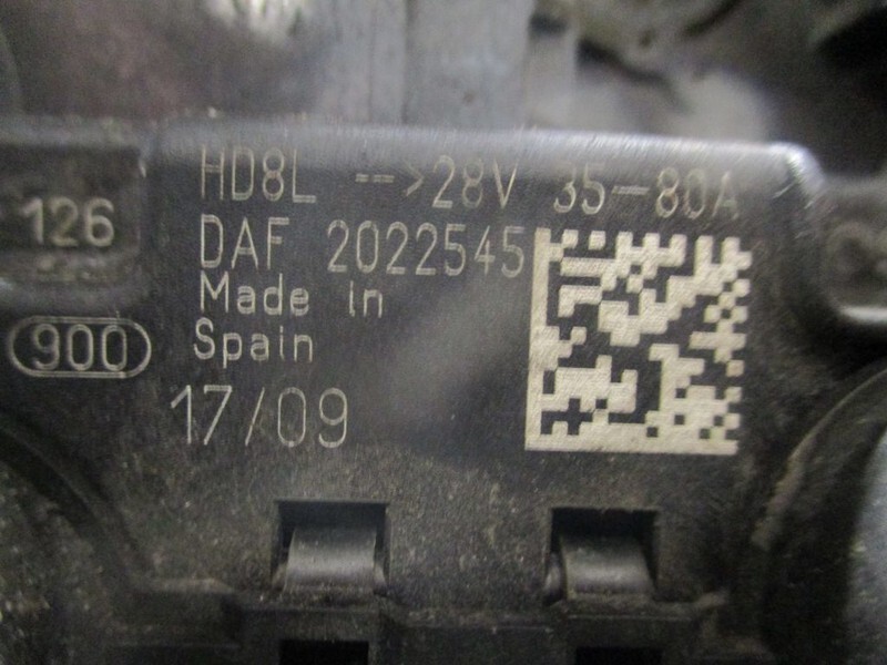 DAF 2025545 Dynamo XF 106 - Lichtmaschine für LKW: das Bild 2 DAF 2025545 Dynamo XF 106 - Lichtmaschine für LKW: das Bild 2