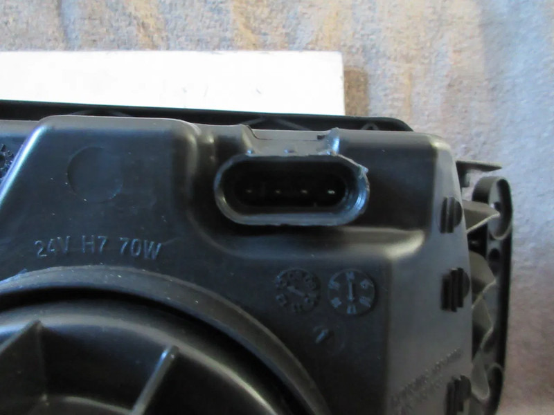 Iveco 504238117 KOPLAMP LINKS IVECO STRALIS MODEL EURO 5 NIEUWE EN GEBRUIKT - Hauptscheinwerfer für LKW: das Bild 5 Iveco 504238117 KOPLAMP LINKS IVECO STRALIS MODEL EURO 5 NIEUWE EN GEBRUIKT - Hauptscheinwerfer für LKW: das Bild 5