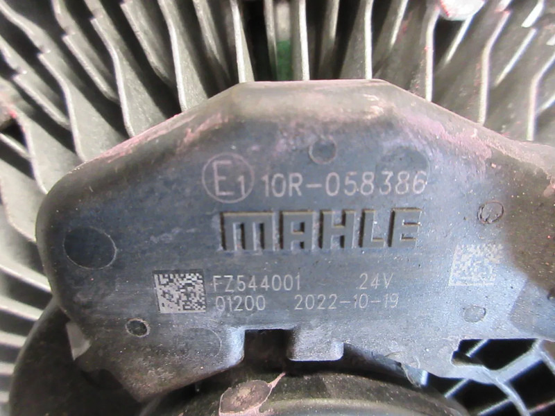 Iveco 5801735569 VISCOOKOPPELING IVECO S WAY 440S42 MODEL 2023 - Ventilator für LKW: das Bild 5 Iveco 5801735569 VISCOOKOPPELING IVECO S WAY 440S42 MODEL 2023 - Ventilator für LKW: das Bild 5