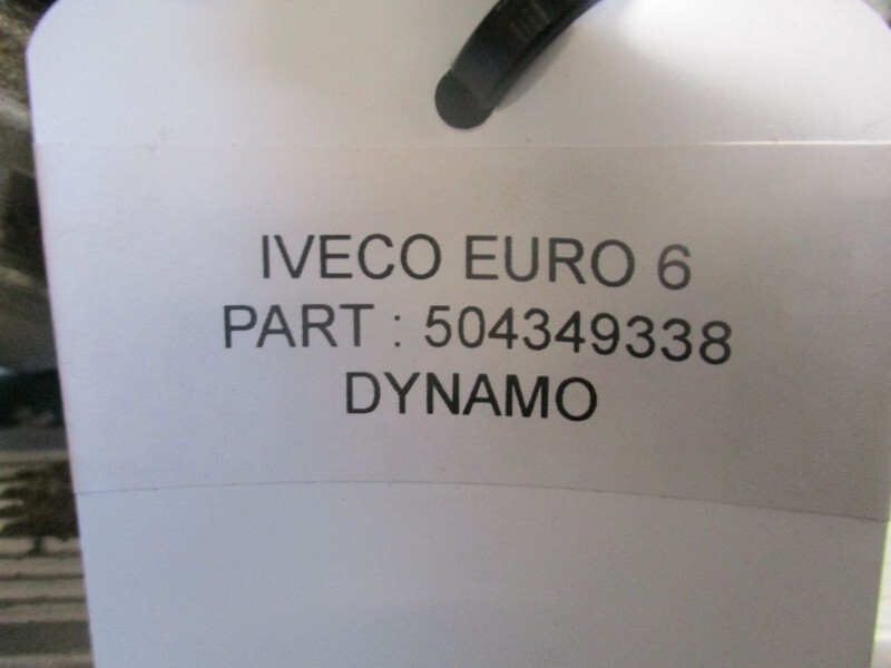 Iveco HIWAY 504349338 DYNAMO EURO 6 - Lichtmaschine für LKW: das Bild 2 Iveco HIWAY 504349338 DYNAMO EURO 6 - Lichtmaschine für LKW: das Bild 2