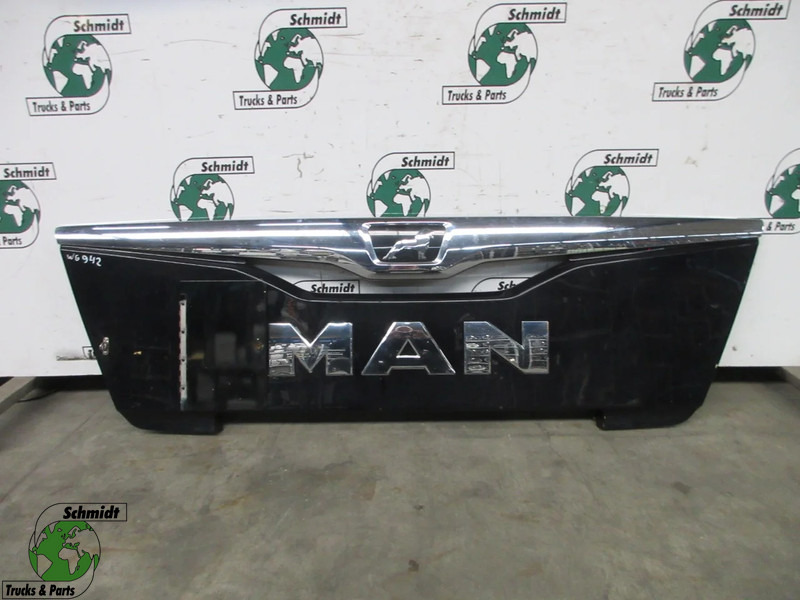 MAN 81.61150-0142//81.61150-6107 GRILL SMAL TGS 24.460 EURO 6 MODEL 2020 - Kühlergrill für LKW: das Bild 1 MAN 81.61150-0142//81.61150-6107 GRILL SMAL TGS 24.460 EURO 6 MODEL 2020 - Kühlergrill für LKW: das Bild 1
