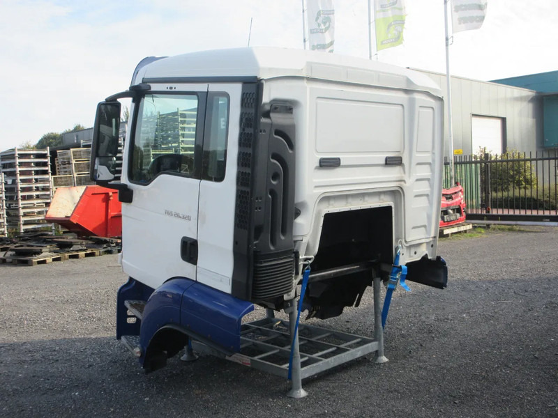 MAN MAN 26.320 TGS CABINE DAG UITVOERING MODEL 2016 EURO 6 - Fahrerhaus und Interieur für LKW: das Bild 4 MAN MAN 26.320 TGS CABINE DAG UITVOERING MODEL 2016 EURO 6 - Fahrerhaus und Interieur für LKW: das Bild 4