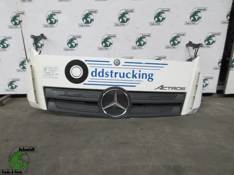 Mercedes-Benz A 960 750 08 67 // A 960 750 03 69 // A 960 750 03 18 // GRILL MP4 SMAL CABINE ! - Kühlergrill für LKW: das Bild 1 Mercedes-Benz A 960 750 08 67 // A 960 750 03 69 // A 960 750 03 18 // GRILL MP4 SMAL CABINE ! - Kühlergrill für LKW: das Bild 1