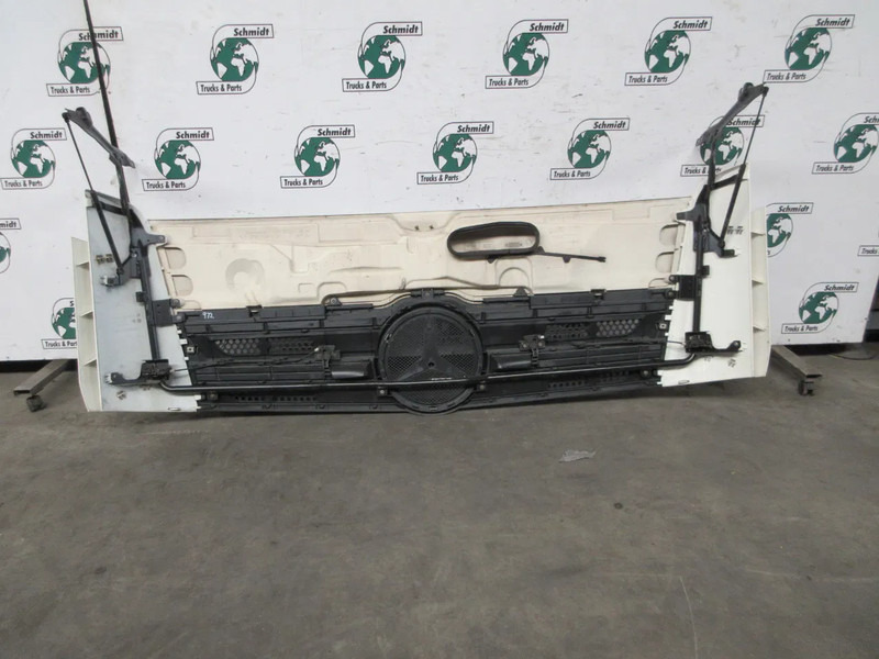 Mercedes-Benz A 960 750 08 67 // A 960 750 03 69 // A 960 750 03 18 // GRILL MP4 SMAL CABINE ! - Kühlergrill für LKW: das Bild 2 Mercedes-Benz A 960 750 08 67 // A 960 750 03 69 // A 960 750 03 18 // GRILL MP4 SMAL CABINE ! - Kühlergrill für LKW: das Bild 2