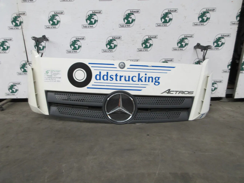 Mercedes-Benz A 960 750 08 67 // A 960 750 03 69 // A 960 750 03 18 // GRILL MP4 SMAL CABINE ! - Kühlergrill für LKW: das Bild 5 Mercedes-Benz A 960 750 08 67 // A 960 750 03 69 // A 960 750 03 18 // GRILL MP4 SMAL CABINE ! - Kühlergrill für LKW: das Bild 5