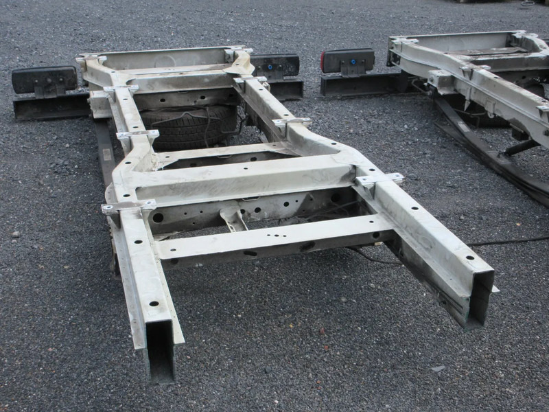 Mercedes-Benz SPRINTER CHASSIS 2 X OP VOORRAAD 515 & 516 MODEL 2023 - Rahmen/ Chassis für Transporter: das Bild 5 Mercedes-Benz SPRINTER CHASSIS 2 X OP VOORRAAD 515 & 516 MODEL 2023 - Rahmen/ Chassis für Transporter: das Bild 5