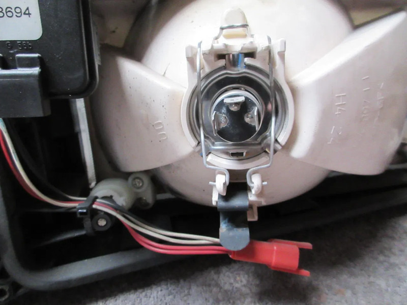 Scania 1732509 KOPLAMP SCANIA R420 EURO 5 LINKS - Hauptscheinwerfer für LKW: das Bild 4 Scania 1732509 KOPLAMP SCANIA R420 EURO 5 LINKS - Hauptscheinwerfer für LKW: das Bild 4