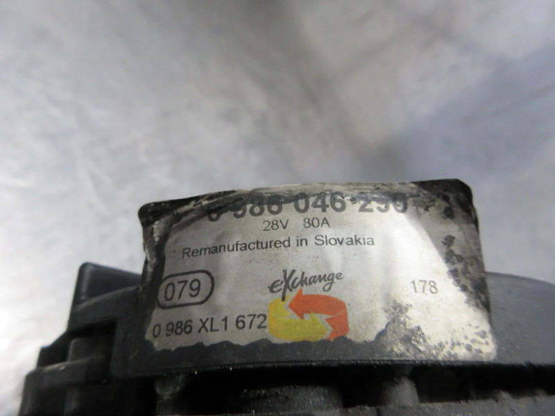 Volvo 22218393 // 22591472 DYNAMO VOLVO FM 370 EURO 6 - Lichtmaschine für LKW: das Bild 5 Volvo 22218393 // 22591472 DYNAMO VOLVO FM 370 EURO 6 - Lichtmaschine für LKW: das Bild 5