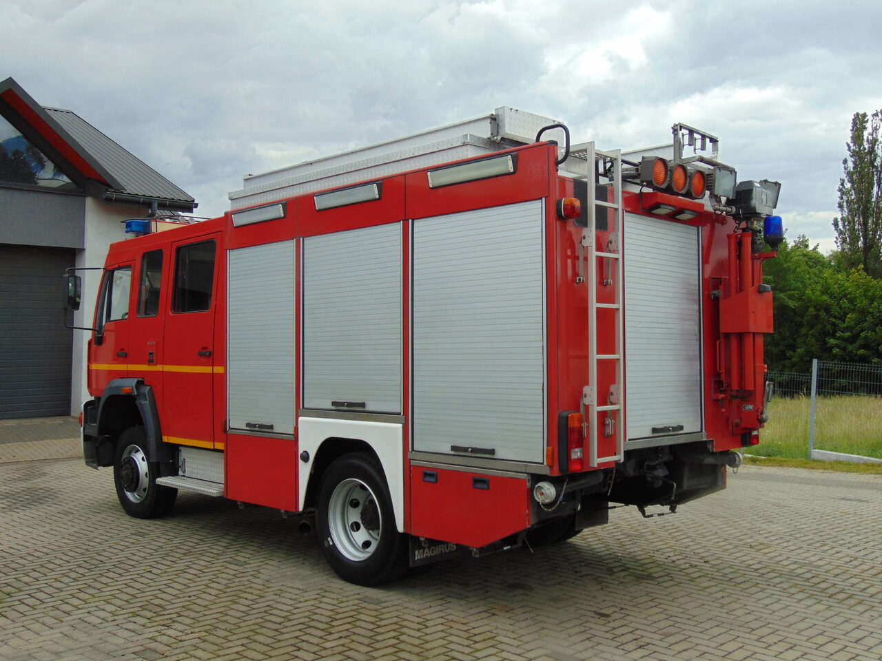 MAN LE14.260 4x4 MAGIRUS - Feuerwehrfahrzeug: das Bild 3 MAN LE14.260 4x4 MAGIRUS - Feuerwehrfahrzeug: das Bild 3
