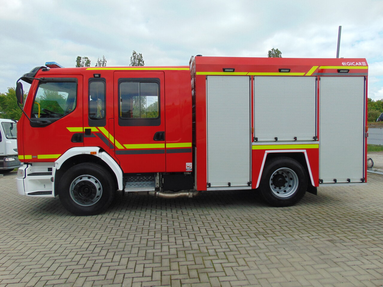 RENAULT Premium 260 GICAR - Feuerwehrfahrzeug: das Bild 5 RENAULT Premium 260 GICAR - Feuerwehrfahrzeug: das Bild 5