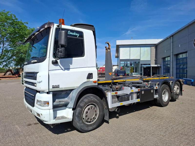 DAF CF85-430 / INTARDER / AJK HOOK SYSTEM / ONLY:431235 KM / LIFT+LENKACHSE / AIRCO / AUTOMATIC / EURO-3 / 2006 - Abrollkipper: das Bild 2 DAF CF85-430 / INTARDER / AJK HOOK SYSTEM / ONLY:431235 KM / LIFT+LENKACHSE / AIRCO / AUTOMATIC / EURO-3 / 2006 - Abrollkipper: das Bild 2