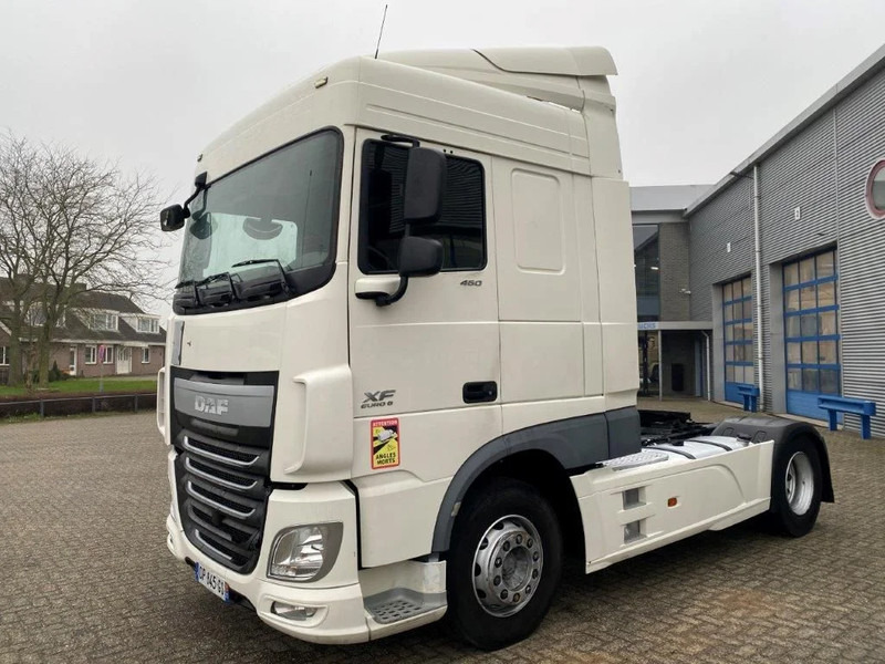 DAF XF106-460 / AUTOMATIC / DEB / PARKCOOL / AIRCO / EURO-6 / 2015 - Sattelzugmaschine: das Bild 1 DAF XF106-460 / AUTOMATIC / DEB / PARKCOOL / AIRCO / EURO-6 / 2015 - Sattelzugmaschine: das Bild 1
