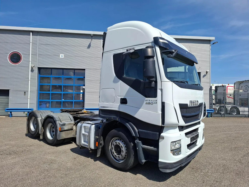 Iveco Stralis 440 / HYDRAULICS / BOOGIE / FRIDGE / 2XBED / 620664 KM / AIRCO / AUTOMATIC / EURO-6 / 2015 - Sattelzugmaschine: das Bild 2 Iveco Stralis 440 / HYDRAULICS / BOOGIE / FRIDGE / 2XBED / 620664 KM / AIRCO / AUTOMATIC / EURO-6 / 2015 - Sattelzugmaschine: das Bild 2