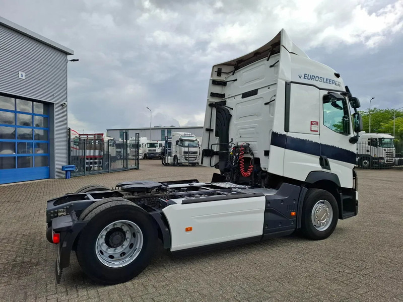 Renault T460 Comfort / CLEAN NL TRUCK / TUV:12-02-2026 / DOUBLE TANK / ACC / LWDS / FRIDGE / 2XBED / AUTOMATIC / EURO-6 / 2019 - Sattelzugmaschine: das Bild 5 Renault T460 Comfort / CLEAN NL TRUCK / TUV:12-02-2026 / DOUBLE TANK / ACC / LWDS / FRIDGE / 2XBED / AUTOMATIC / EURO-6 / 2019 - Sattelzugmaschine: das Bild 5