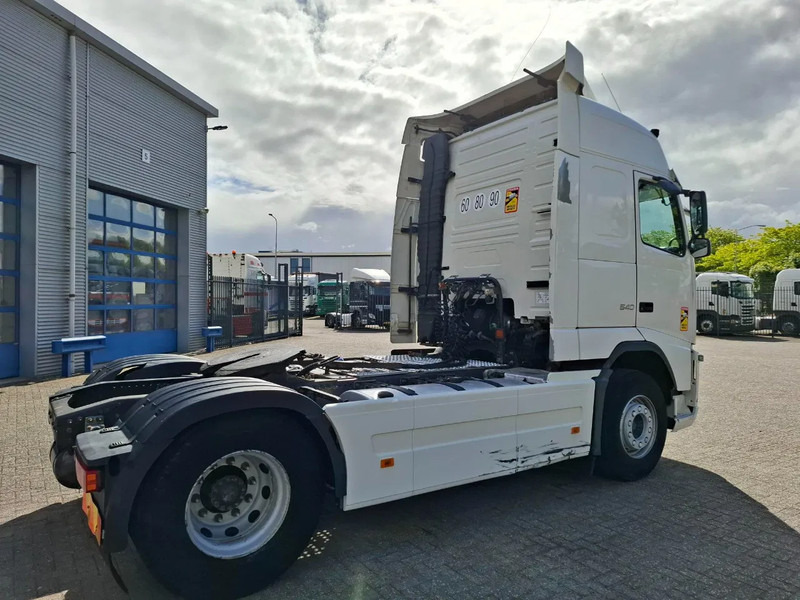 Volvo FH13-540 / HYDRAULICS / VEB+ / TUV:01-04-2026 / FRIDGE / AIRCO / SIDESKIRTS / AUTOMATIC / EURO-5 / 2012 - Sattelzugmaschine: das Bild 5 Volvo FH13-540 / HYDRAULICS / VEB+ / TUV:01-04-2026 / FRIDGE / AIRCO / SIDESKIRTS / AUTOMATIC / EURO-5 / 2012 - Sattelzugmaschine: das Bild 5