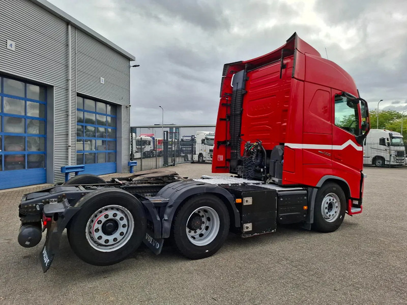 Volvo FH4-500 / VEB+ / ACC / LWDS / FULL-AIR / LIFT AXLE / 705064 KM / FRIDGE / AUTOMATIC / EURO-6 / 2018 - Sattelzugmaschine: das Bild 5 Volvo FH4-500 / VEB+ / ACC / LWDS / FULL-AIR / LIFT AXLE / 705064 KM / FRIDGE / AUTOMATIC / EURO-6 / 2018 - Sattelzugmaschine: das Bild 5