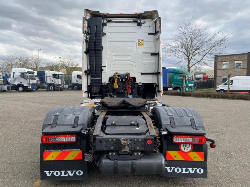 Volvo FH4-500 / VEB+ / HYDRAULICS / LWDS / I-PARCOOL / FRIDGE / AUTOMATIC / EURO-6 / 2018 - Sattelzugmaschine: das Bild 4 Volvo FH4-500 / VEB+ / HYDRAULICS / LWDS / I-PARCOOL / FRIDGE / AUTOMATIC / EURO-6 / 2018 - Sattelzugmaschine: das Bild 4