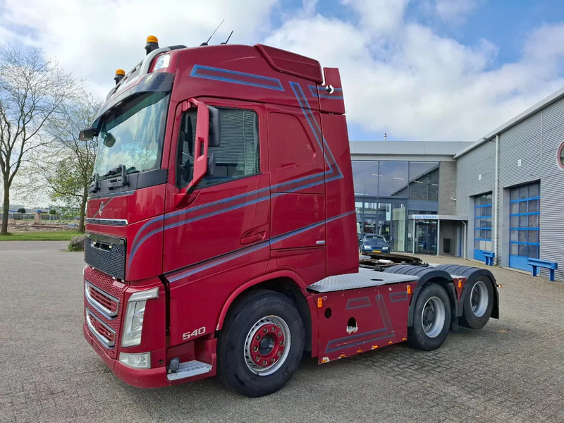 Volvo FH4-540 / 6X4 / BIG AXLE / HYDRAULICS / VEB+ / DYNAMIC STEERING / NAVI / ACC / LWDS / FULL-AIR / LEATHER / AUTOMATIC / EURO-6 / - Sattelzugmaschine: das Bild 1 Volvo FH4-540 / 6X4 / BIG AXLE / HYDRAULICS / VEB+ / DYNAMIC STEERING / NAVI / ACC / LWDS / FULL-AIR / LEATHER / AUTOMATIC / EURO-6 / - Sattelzugmaschine: das Bild 1